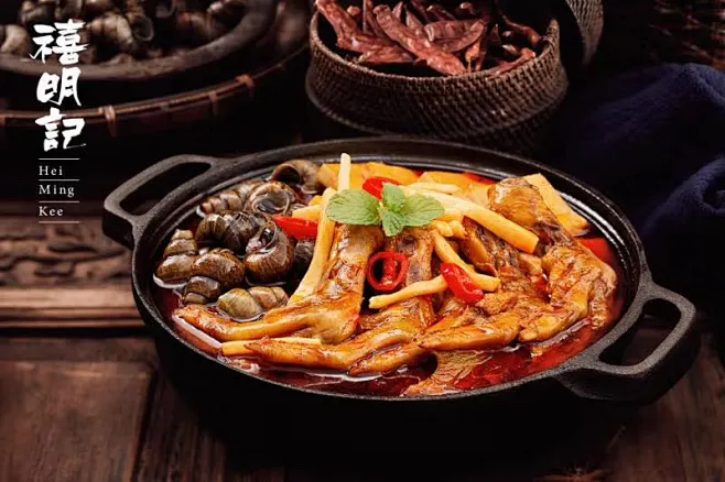 螺小妹酸笋螺蛳鸭脚煲(驾鹤店)