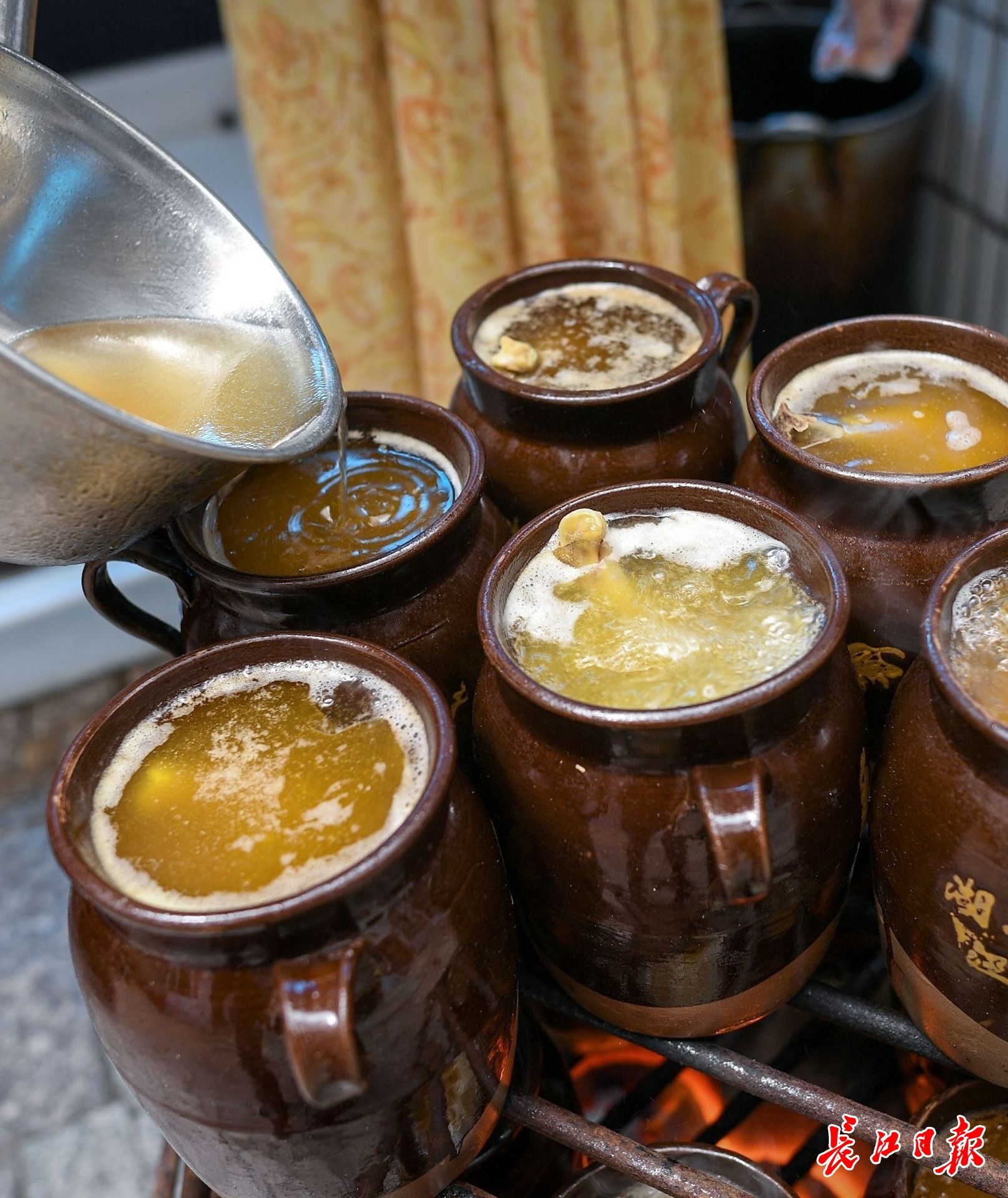 柳江瓦罐煨鸡汤馆(万达东街店)