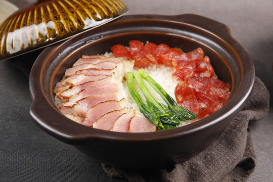 桂味轩广式腊味瓦煲饭(万象店)