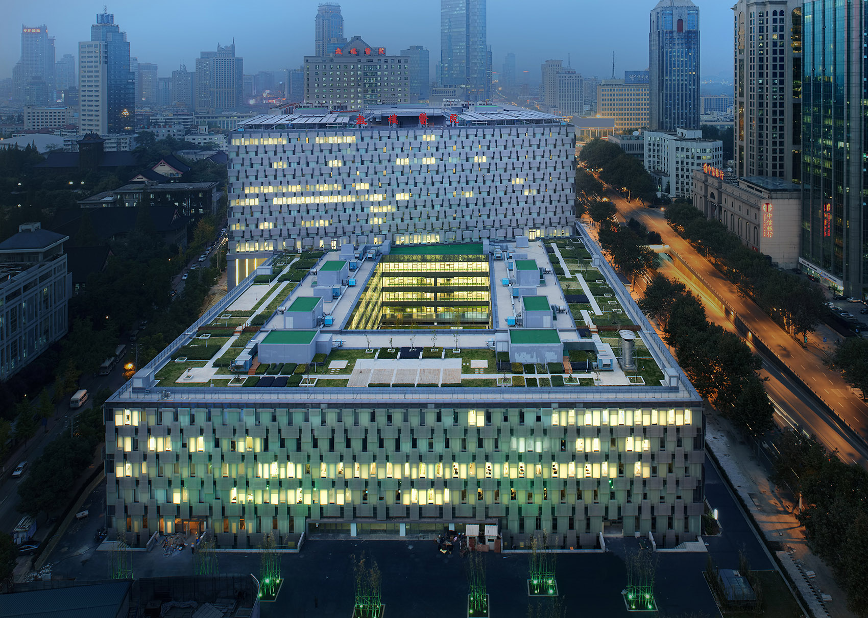 南京鼓楼医院（南京大学医学院附属鼓楼医院）