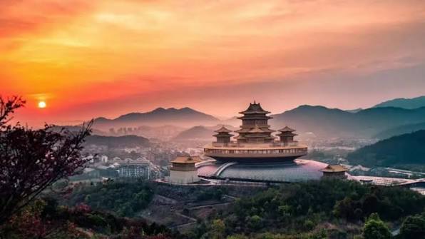 弥勒圣坛