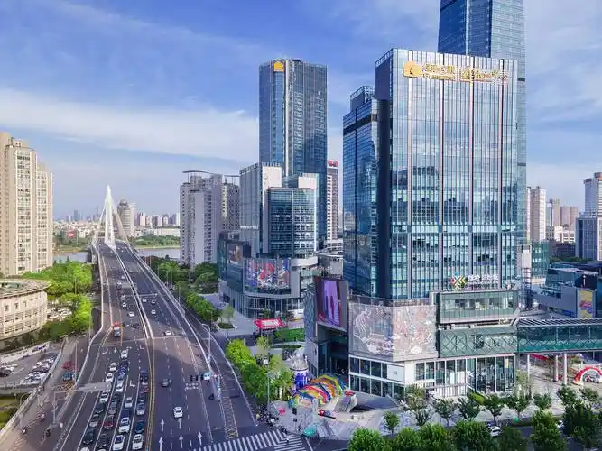 宁波绿地缤纷城(绿地外滩缤纷城)