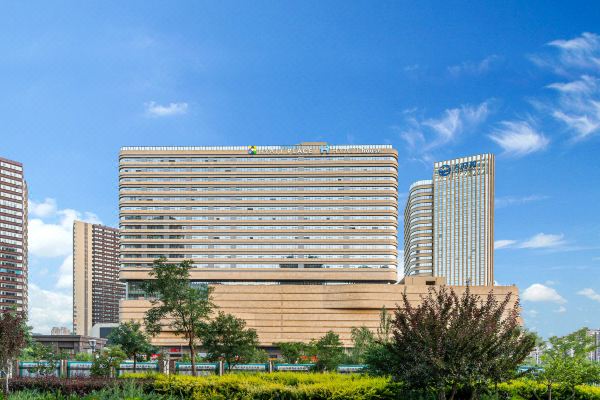 银川阅彩城凯悦嘉轩酒店