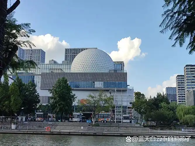 宁波文化广场