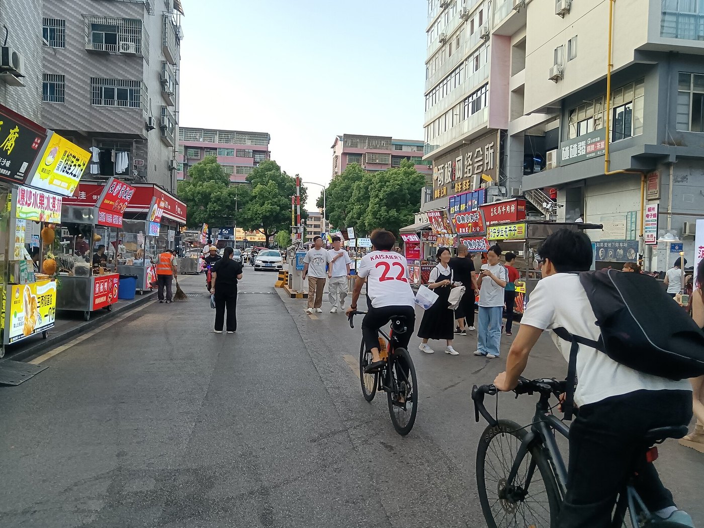 Changsha Night Food Route: Snacks Without Queue Fatigue