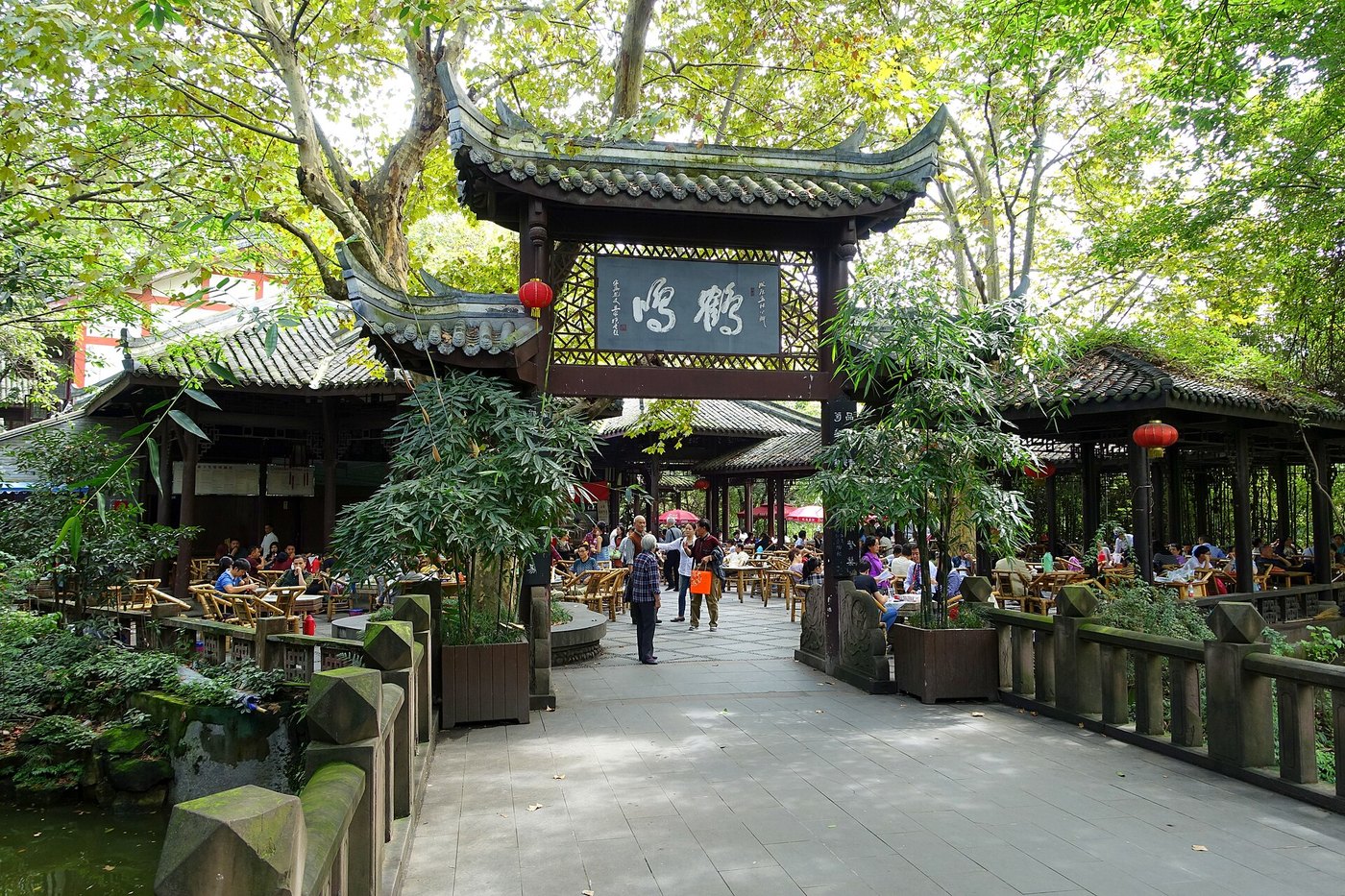 Chengdu Peoples Park teahouse
