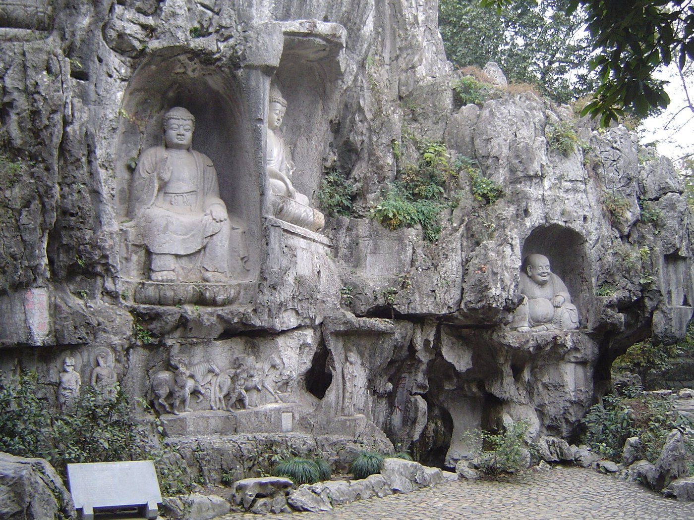 Feilai Feng grotto Hangzhou