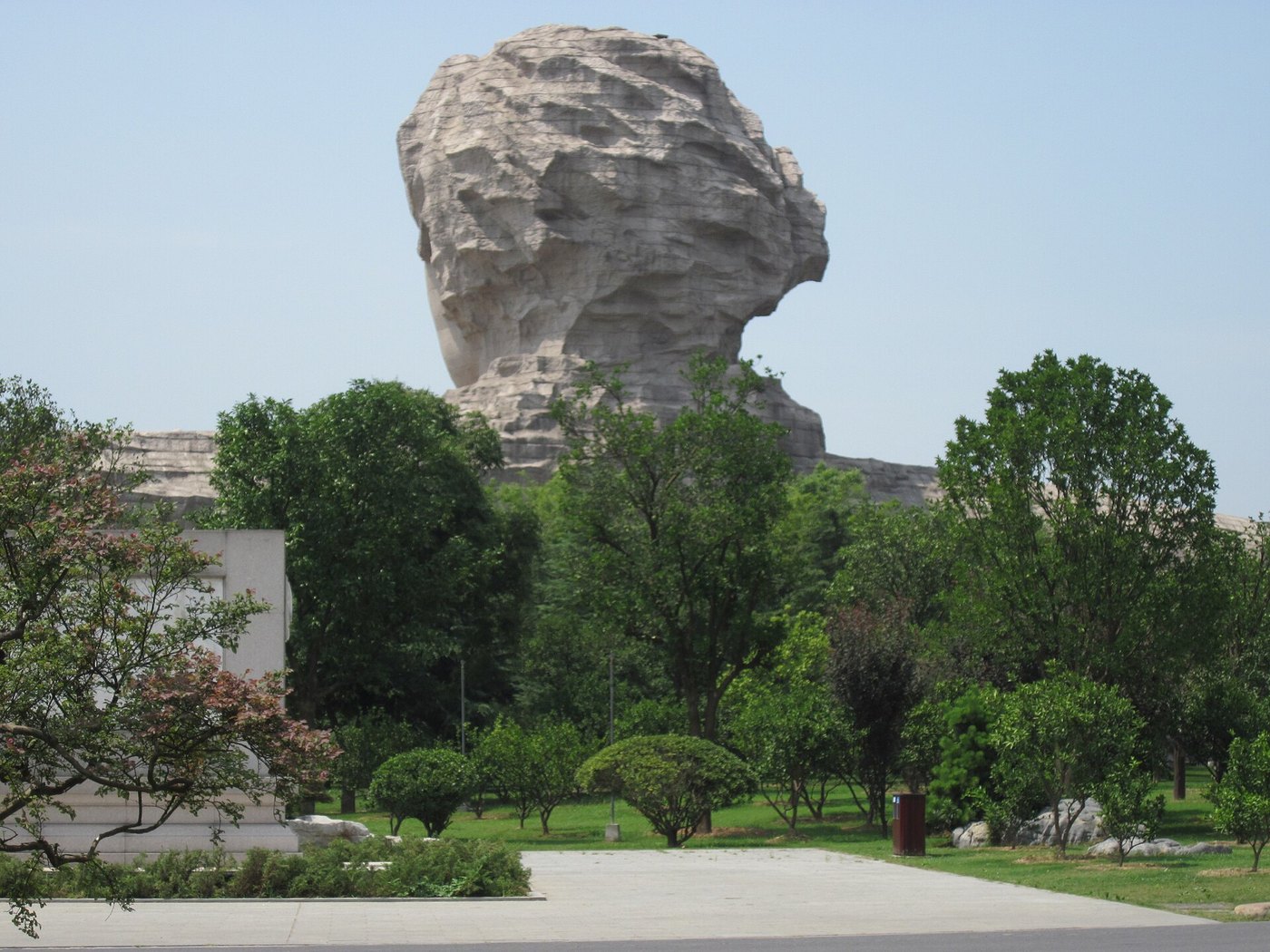 Orange Isle Changsha Mao sculpture