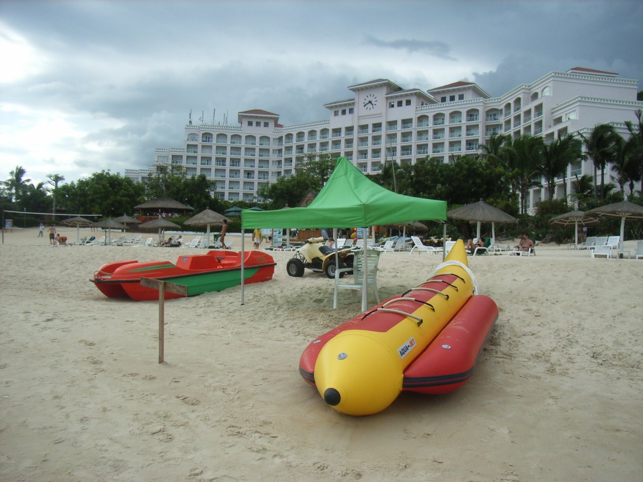Yalong Bay Sanya beach