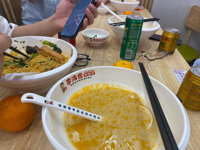 宁波甬城李麻辣烫店