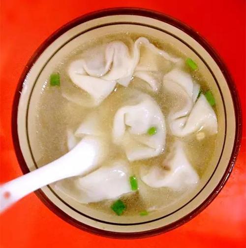 真味馄饨铺