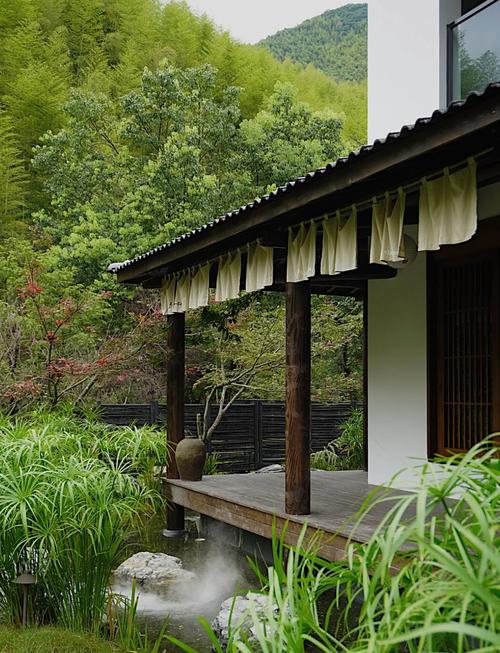 假日禅修客栈