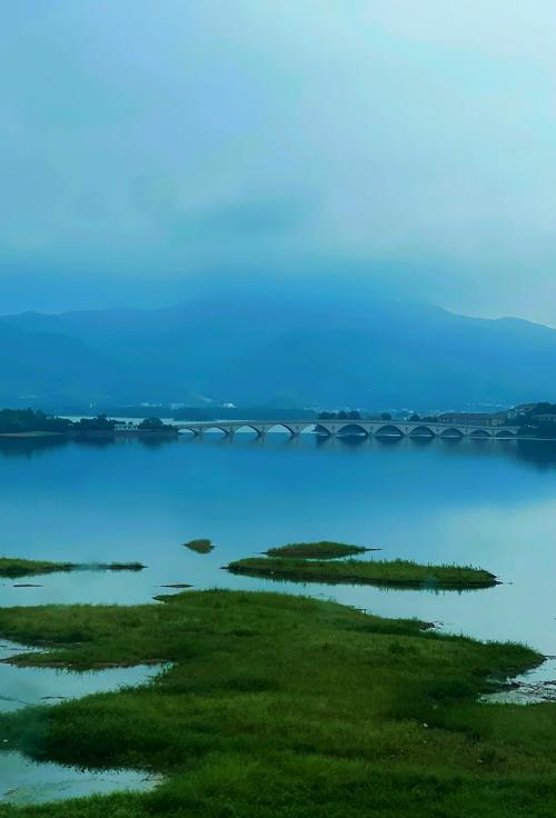 宁波海曙凤湖泊
