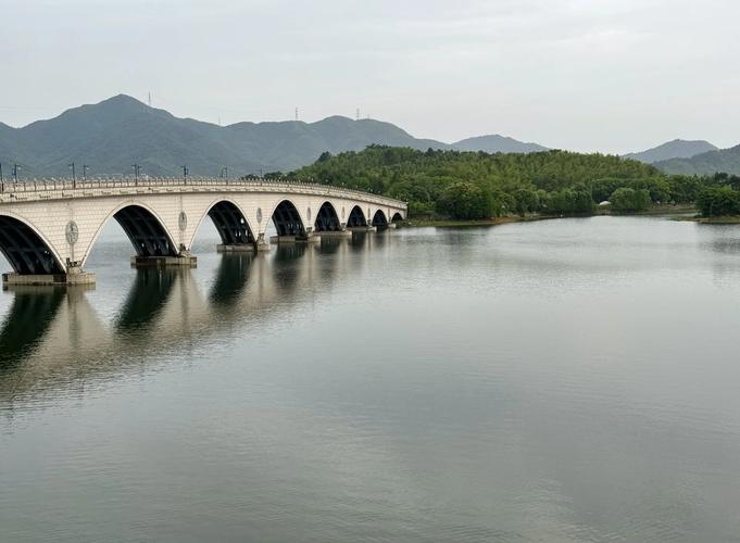 宁波姚江黑湖泊