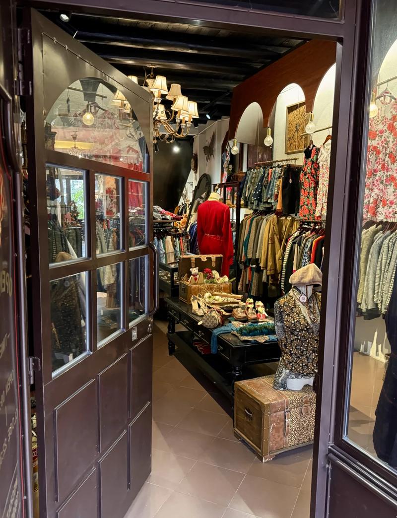 合家服装店(老店)