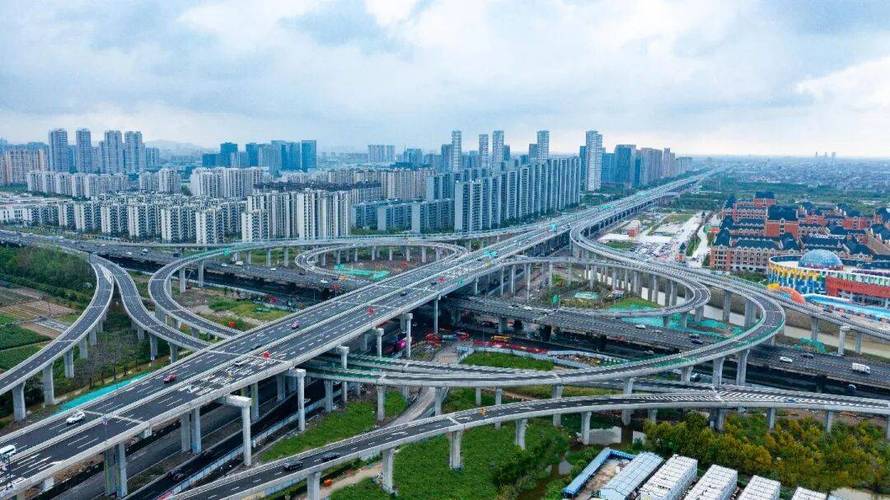 宁波达交通枢纽