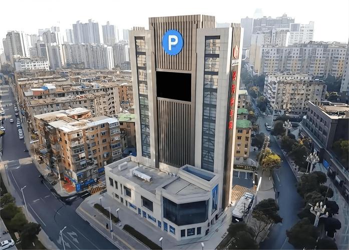 南昌赣江快速停车场
