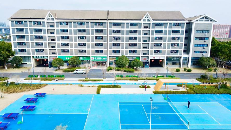 合肥东技工学校