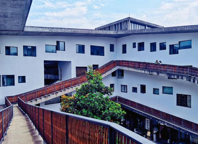 嘉兴秀洲下美术学院