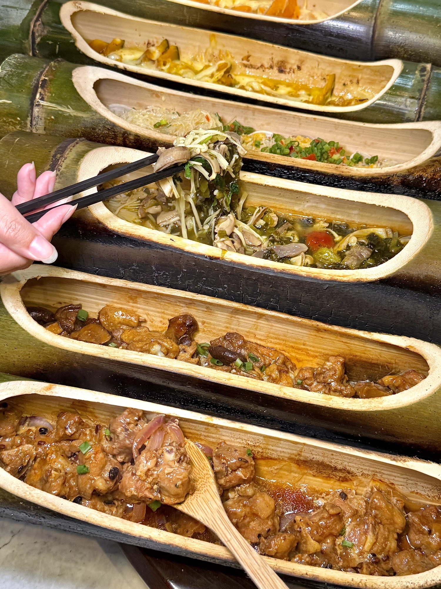 小山村饭店