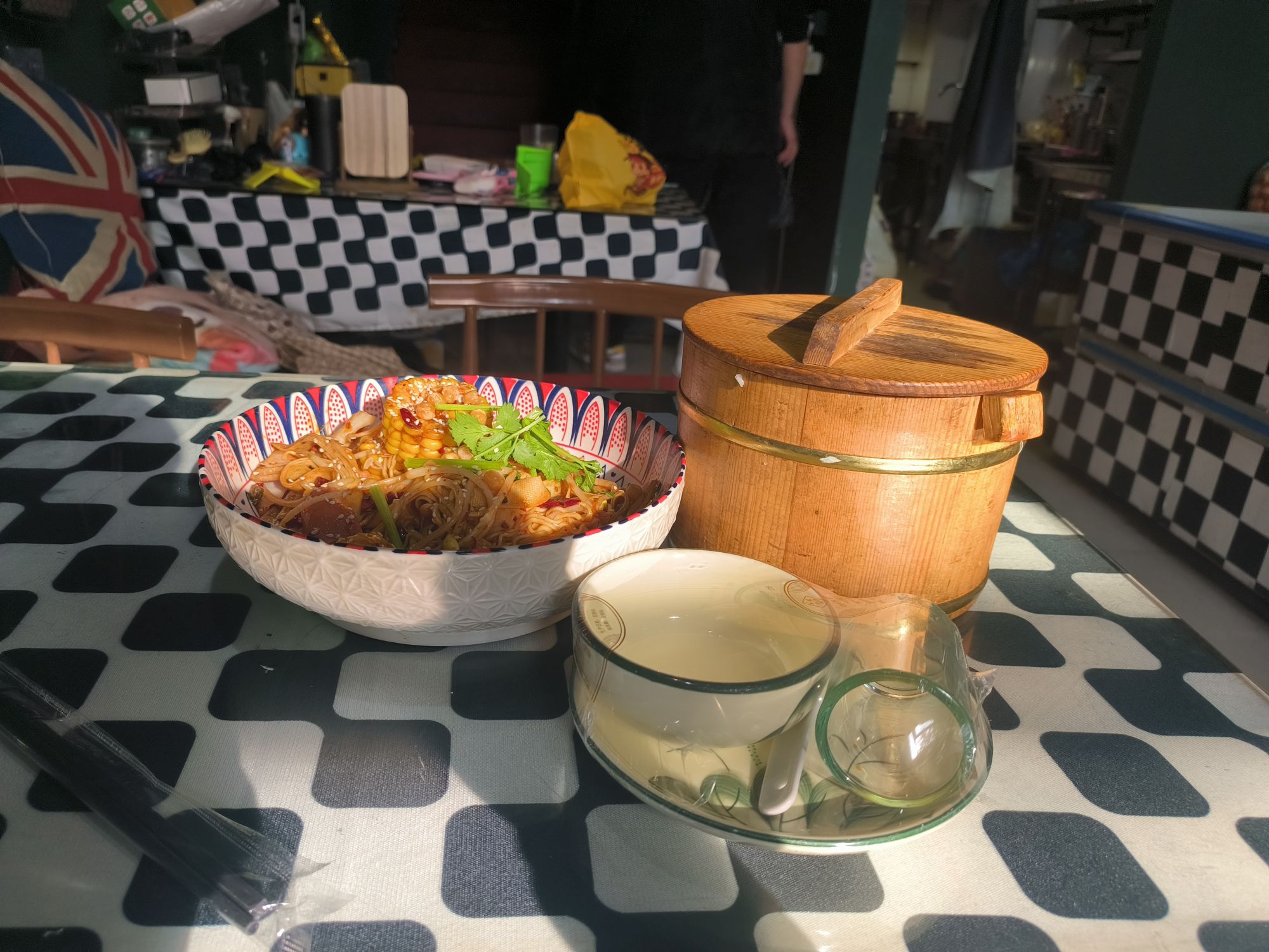 再回首麻辣香锅(海宁长安仰山路店)