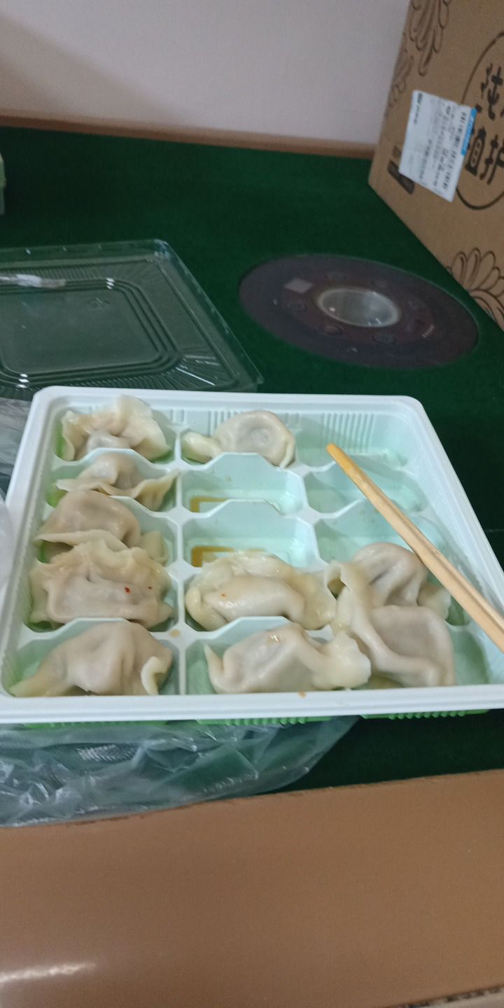 东北饺子馆(秀湖花苑店)