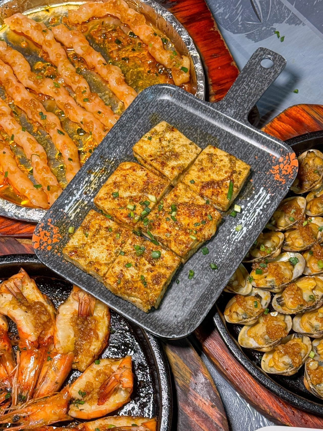 鑫正兴东北烧烤(滨湖店)