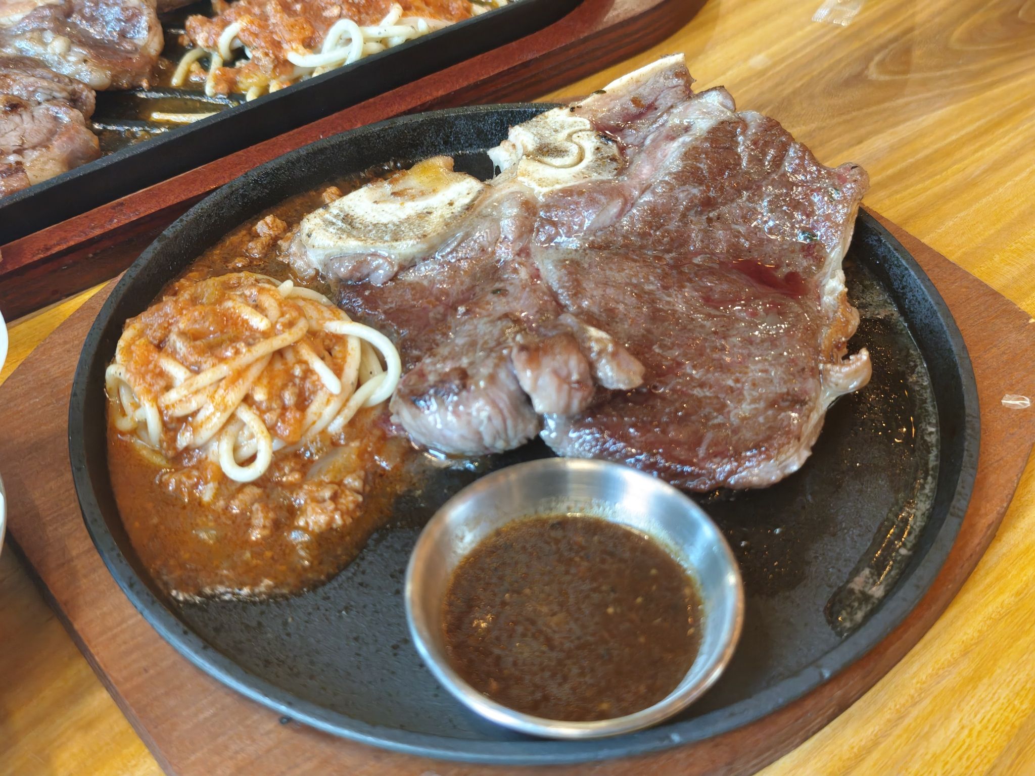 黑叔美式餐吧·汉堡牛排自助(罍街店)