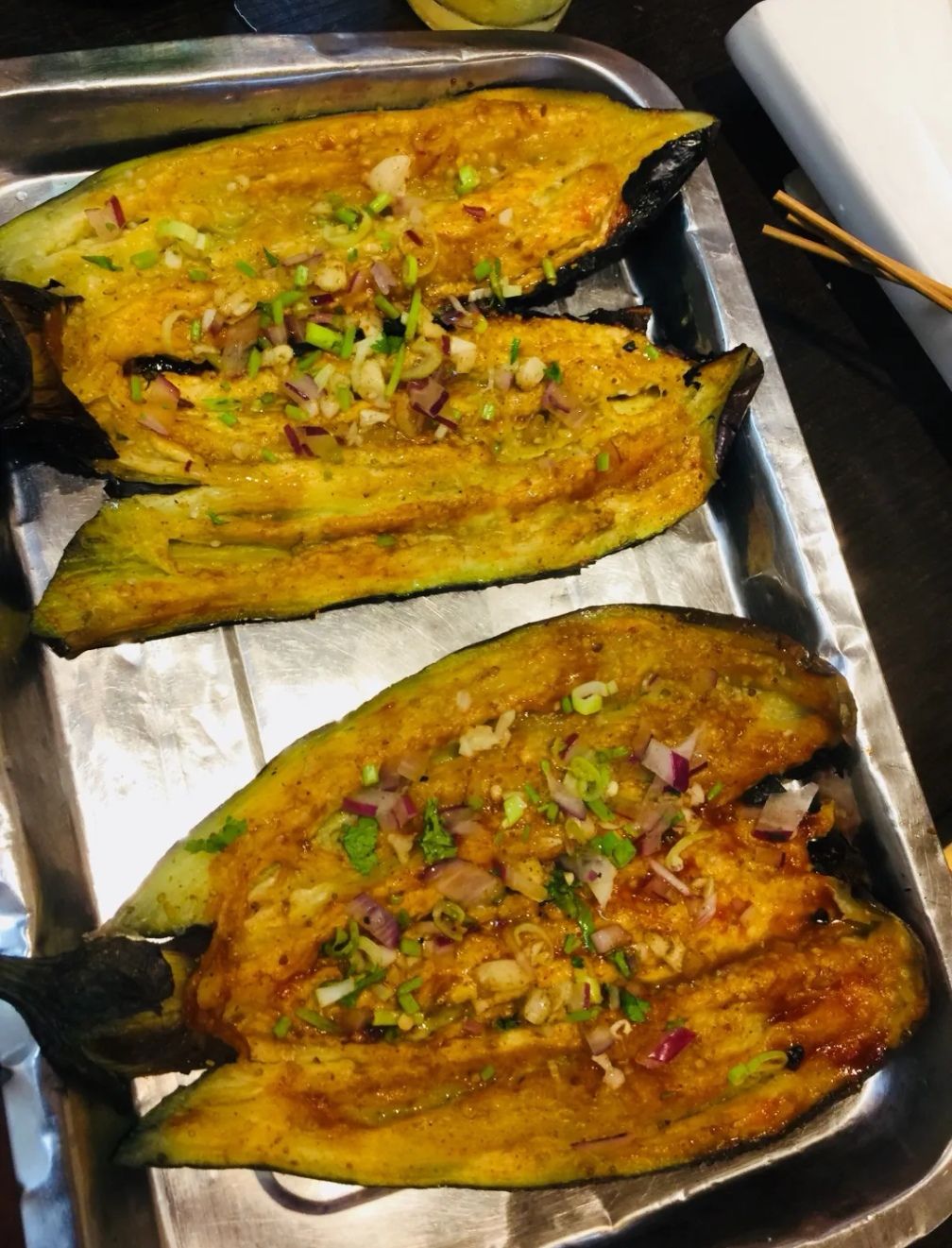 伊回味炭缸烧烤大块肉