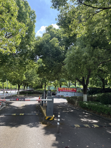 宁波亮剑二手车批发广场