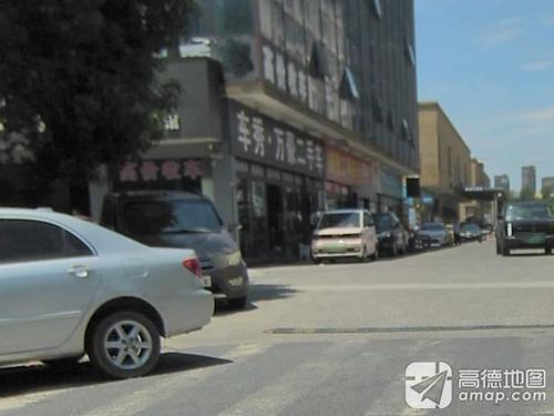 车秀万豪二手车