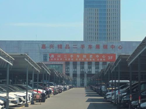 嘉兴市二手车市场(高价收车)