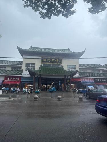 西门市场