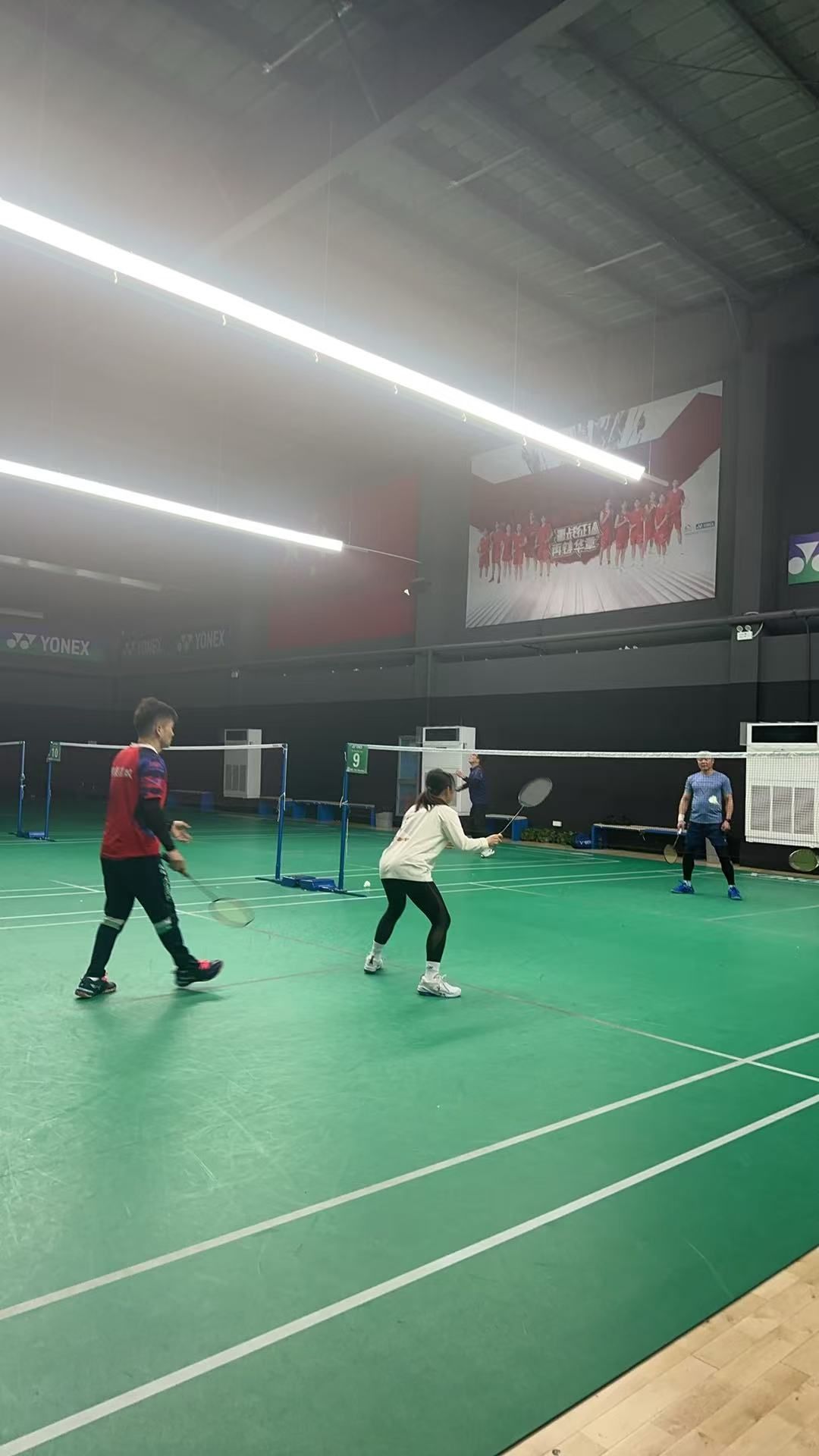 宁波东方尤尼克斯羽毛球馆