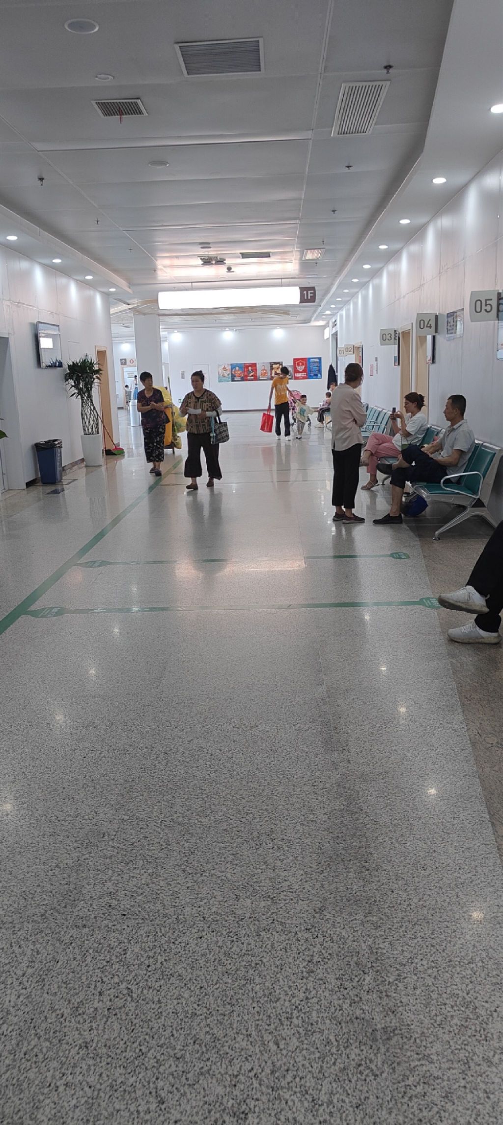 长丰县双凤工业区医院